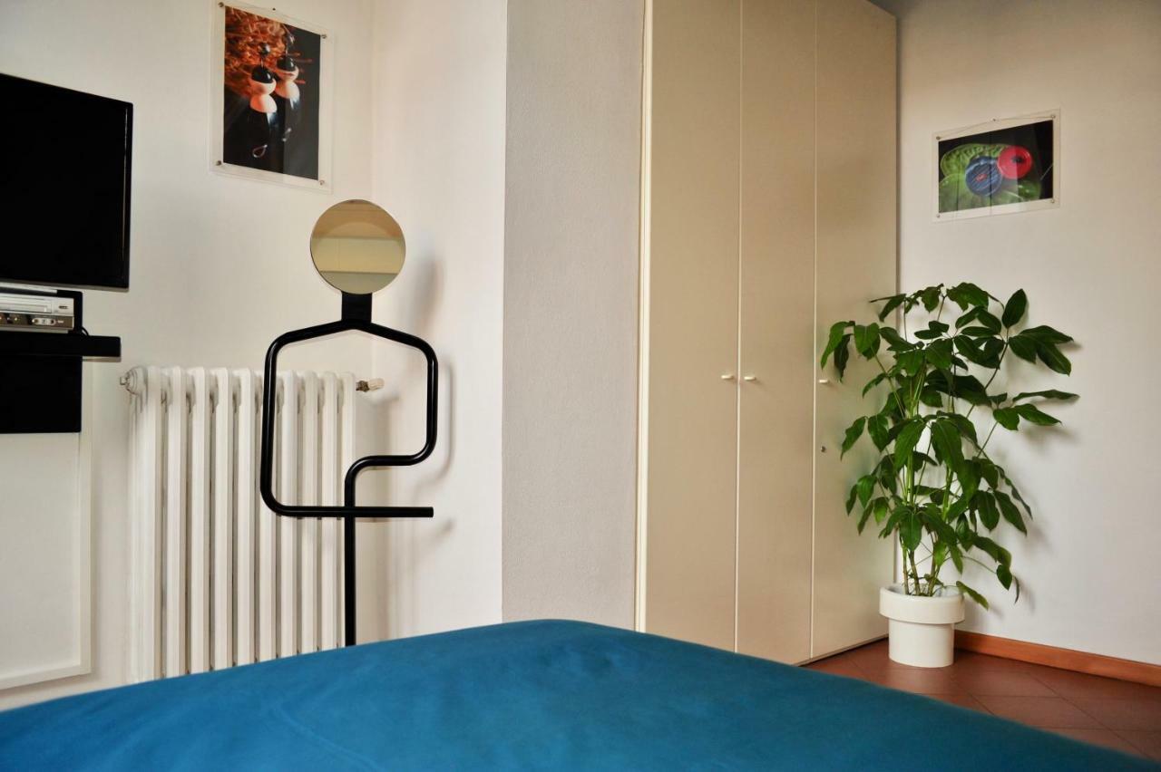La Flo House Apartment Parma Ngoại thất bức ảnh