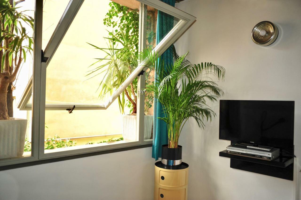 La Flo House Apartment Parma Ngoại thất bức ảnh